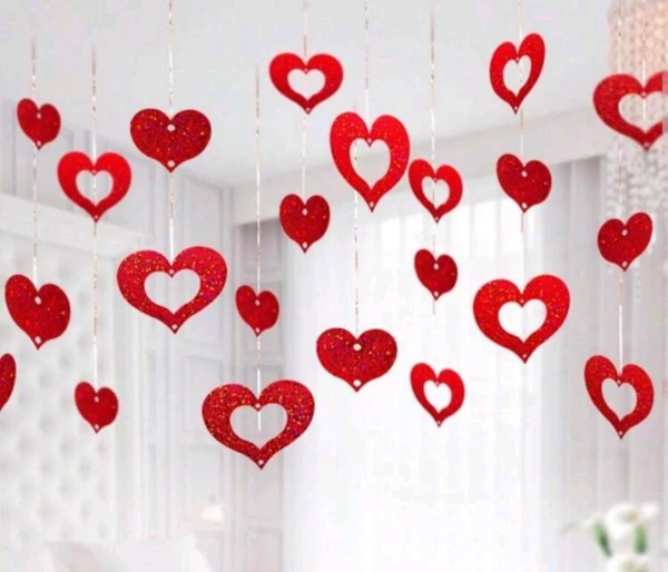 Colgantes de corazón's foto | Decoraciones VALENTINA'S 💘💝 |  BizneCubano